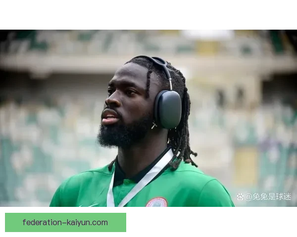 狼队球员实力大爆发，成功逆袭赢得关键战役，发挥稳健。