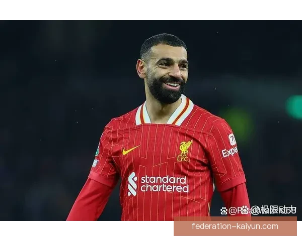 萨拉赫在埃及国家队中的表现稳健，成为球迷心中的民族英雄。